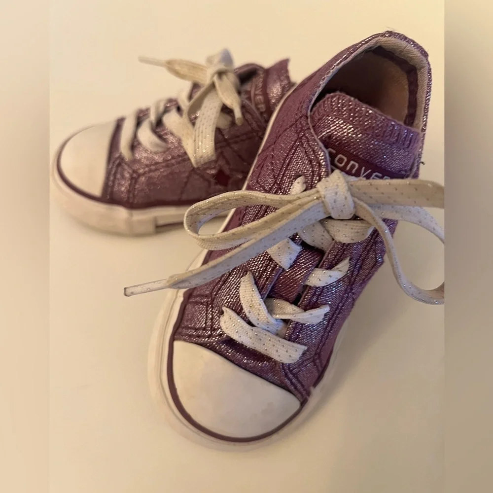CONVERSE ONE STAR PURPLE GLITTER, SILVER SPECKLED STRINGS SNEAKERS INFANTS 6